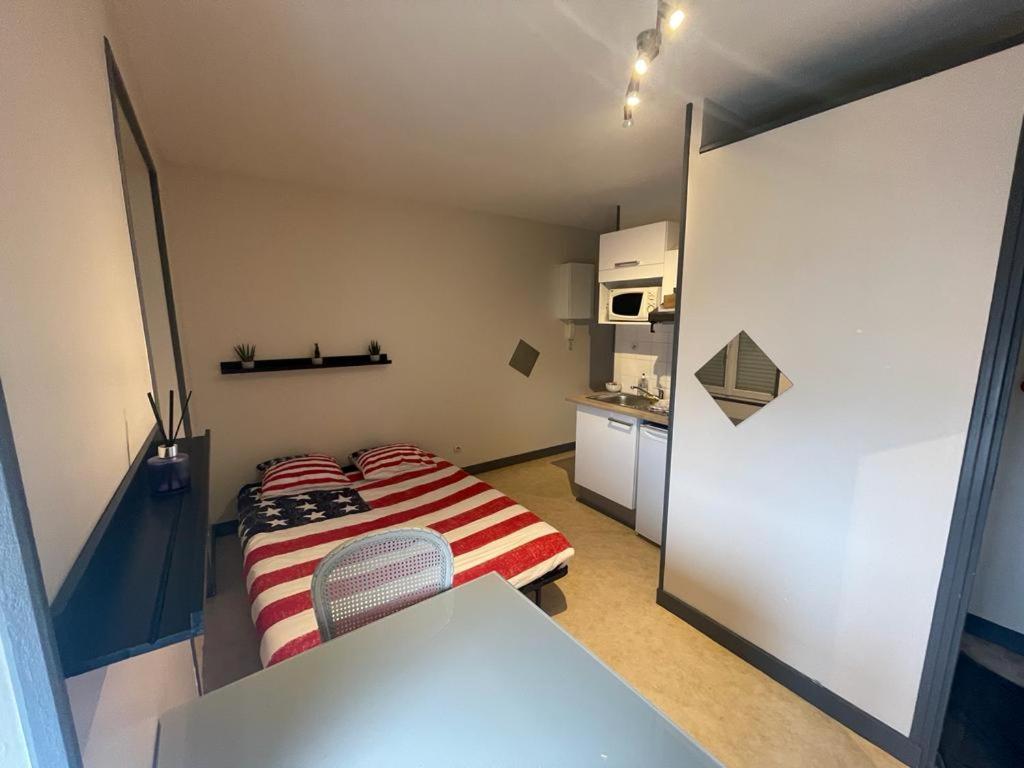 Studio Agreable Et Lumineux Appartement Niort Buitenkant foto
