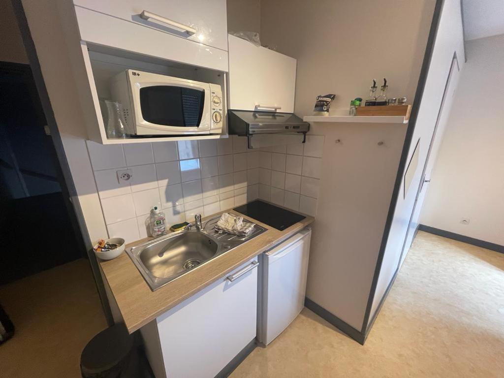 Studio Agreable Et Lumineux Appartement Niort Buitenkant foto